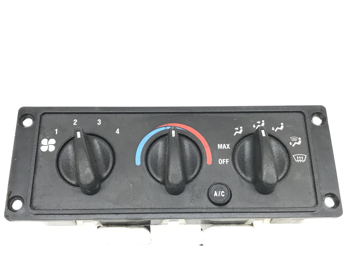 International 1000361510 heater / A/C control panel from 2007 International 9400I, used