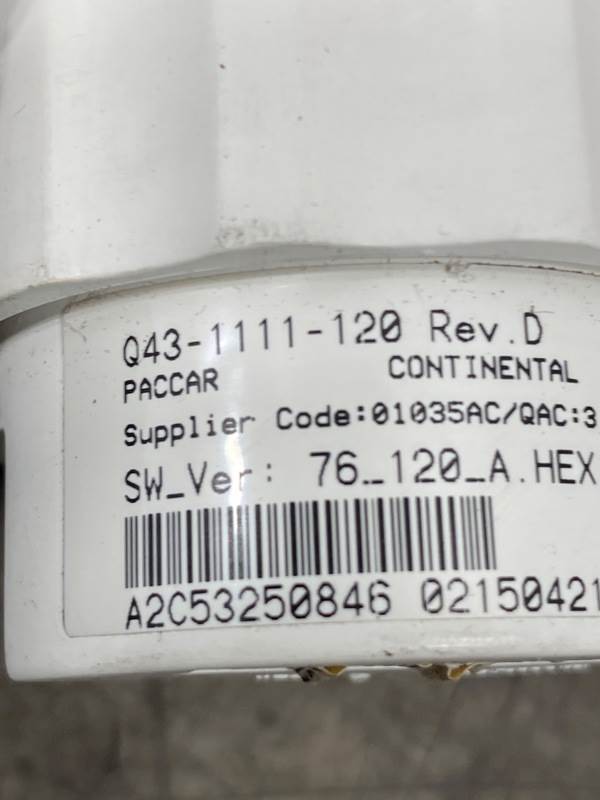 Kenworth Q431111120 rear drive axle temp gauge from 2013 Kenworth T660, used - view 7 of 7