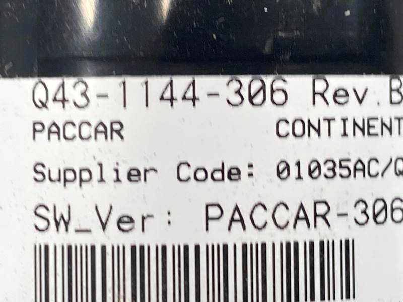 Kenworth Q431144306 air filter gauge from 2013 Kenworth T800, used - view 2 of 2