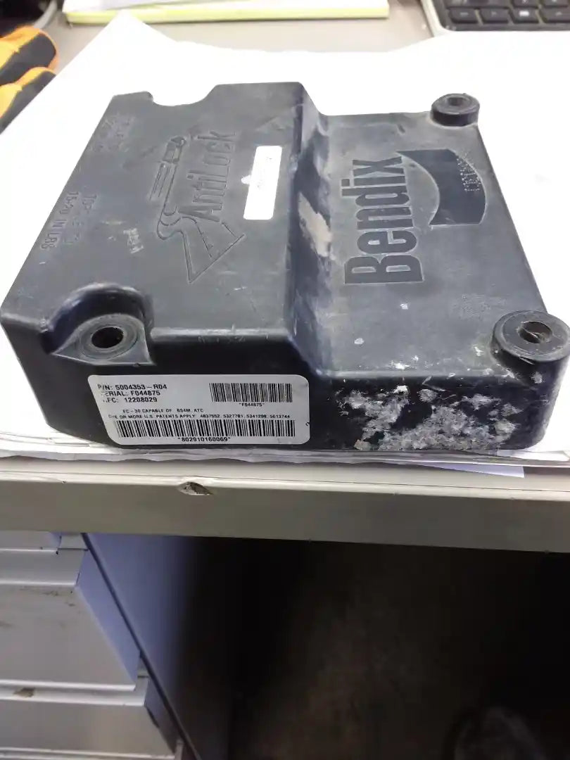 Bendix 5004353-R04 ABS control module, used