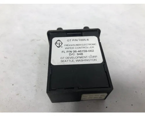 Freightliner 06-46159-002 wiper / washer control switch from 2005 Freightliner Columbia 120, used - view 2 of 2