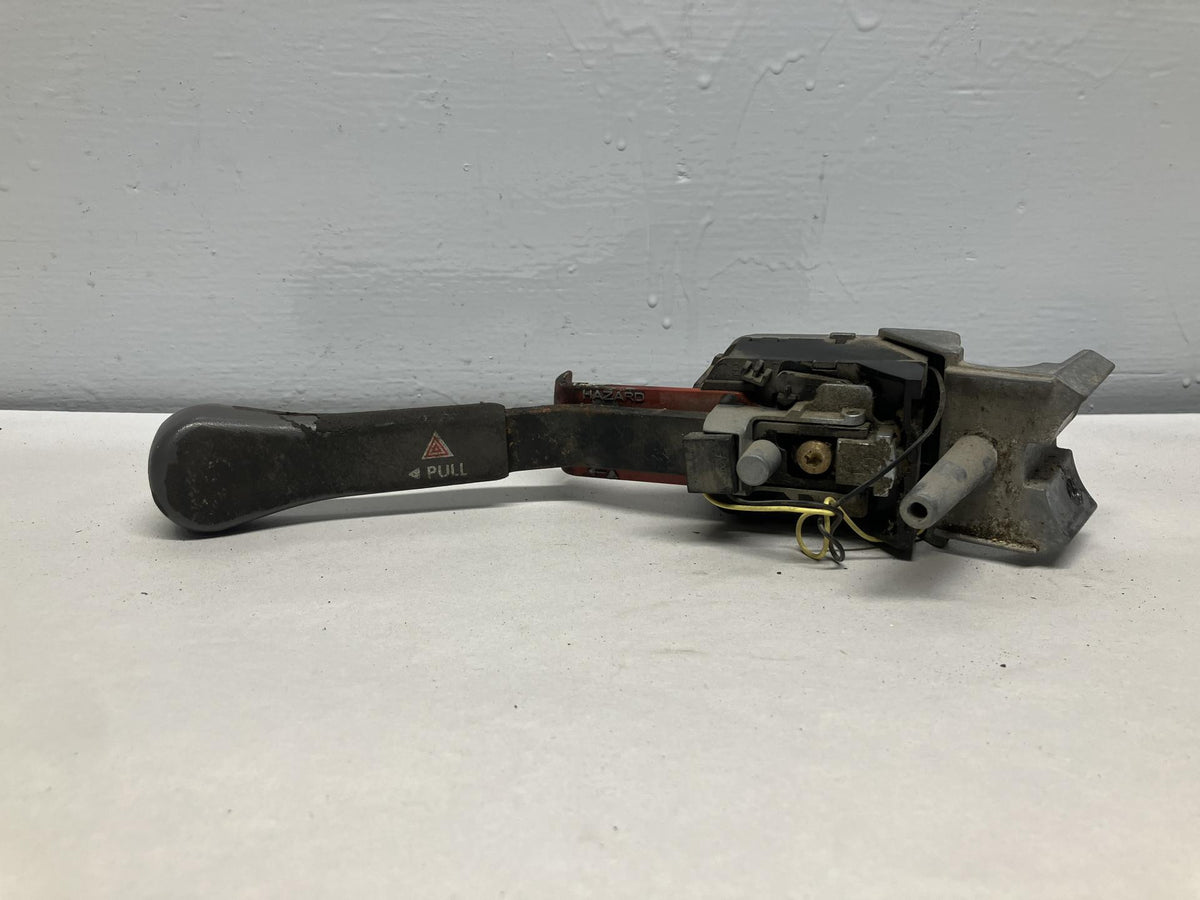 Freightliner 171019A turn signal / column switch from 2005 Freightliner Columbia 120, used