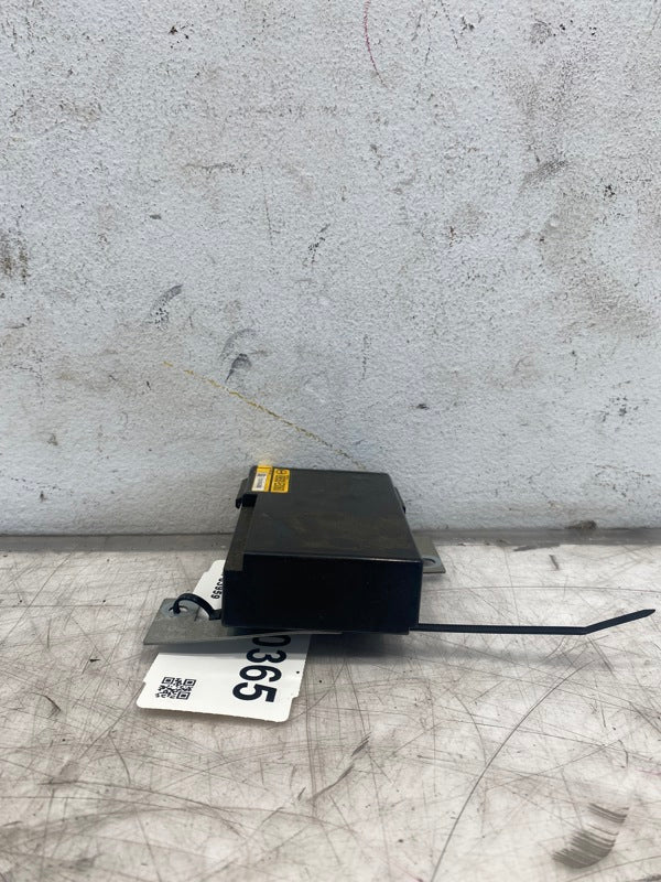 Hino 89630E0060 transmission control module from 2007 Hino 268, used - view 6 of 6
