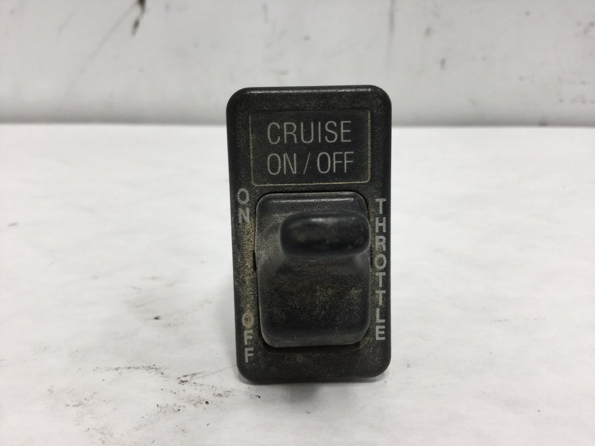 International 2007305C1 cruise on/off switch product view
