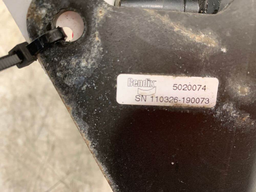 International 2595196C92 throttle pedal assembly from 2010 International Lonestar, used - view 3 of 3
