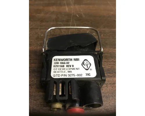Kenworth G90-1066-02 air suspension dump switch from 2008 Kenworth T800B, used - view 3 of 3