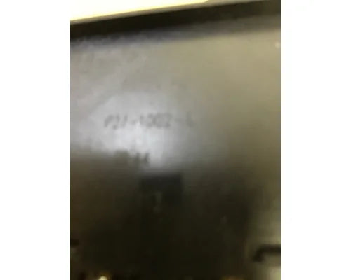 Kenworth P27-1002-6 engine retarder selector switch from 2012 Kenworth T700, used - view 4 of 4