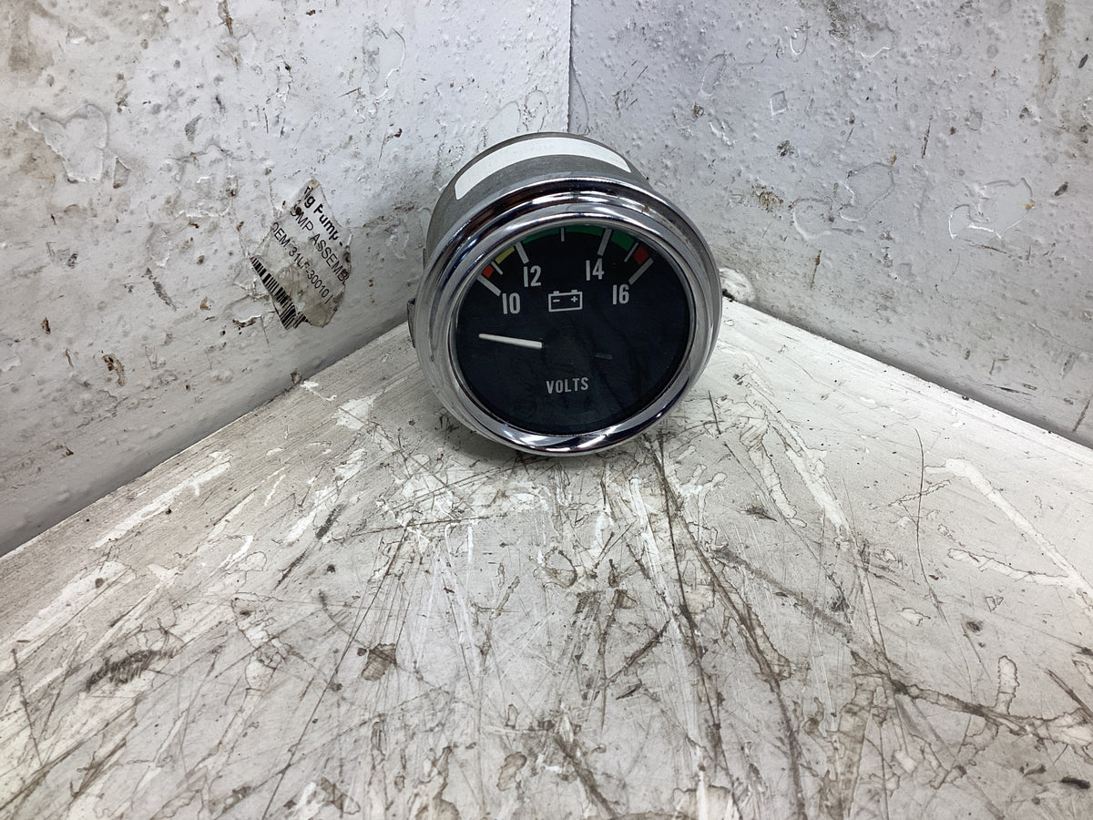 Peterbilt 17-03078 voltage gauge from 1999 Peterbilt 377, used