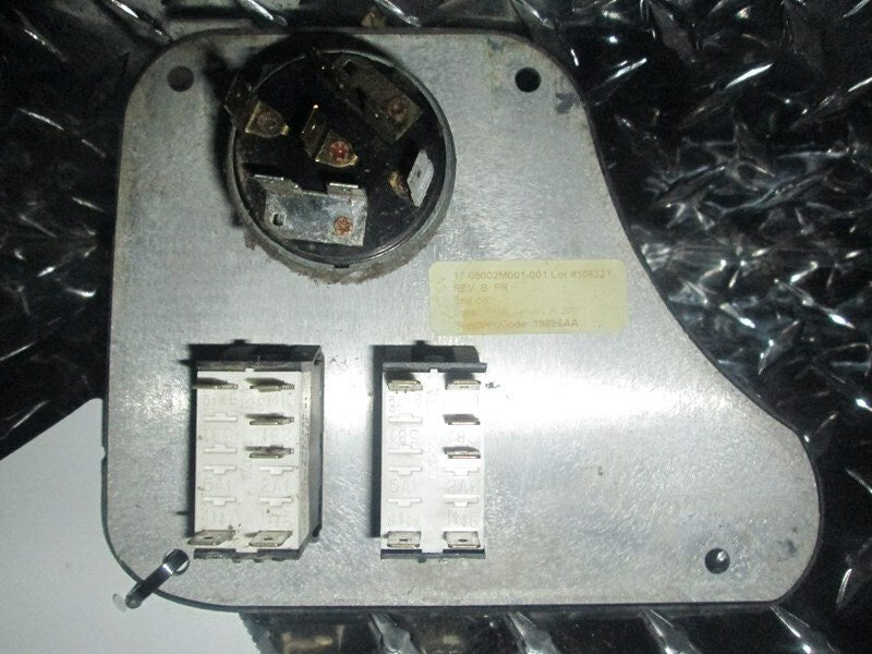 Peterbilt 1705002M001001 switch panel from 2008 Peterbilt 387, used - view 2 of 2