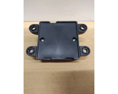 Peterbilt Q27-6017-002 mirror control module from 2013 Peterbilt 365, used - view 3 of 3