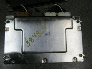 Volvo 20514900-02 light control module from 2005 Volvo, used