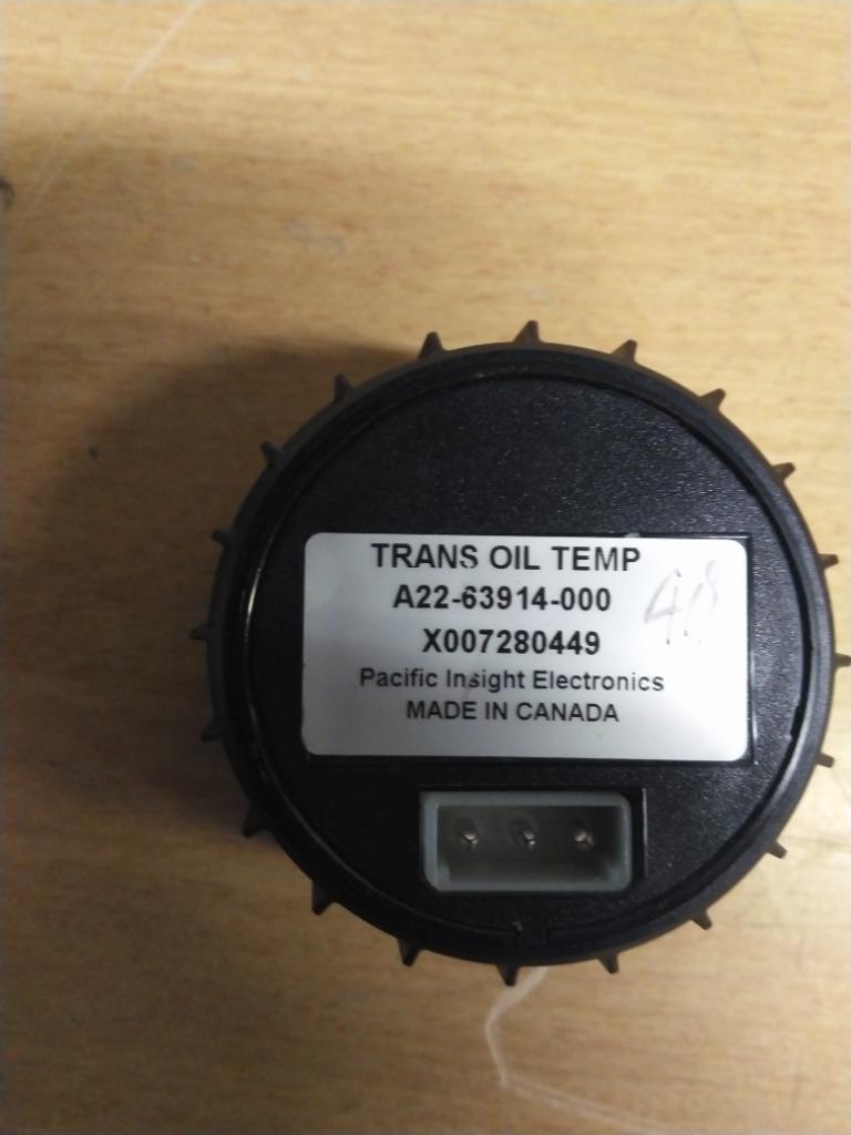 Western Star A22-63914-000 transmission temperature gauge from 2014 Western Star 4700, used - view 2 of 2