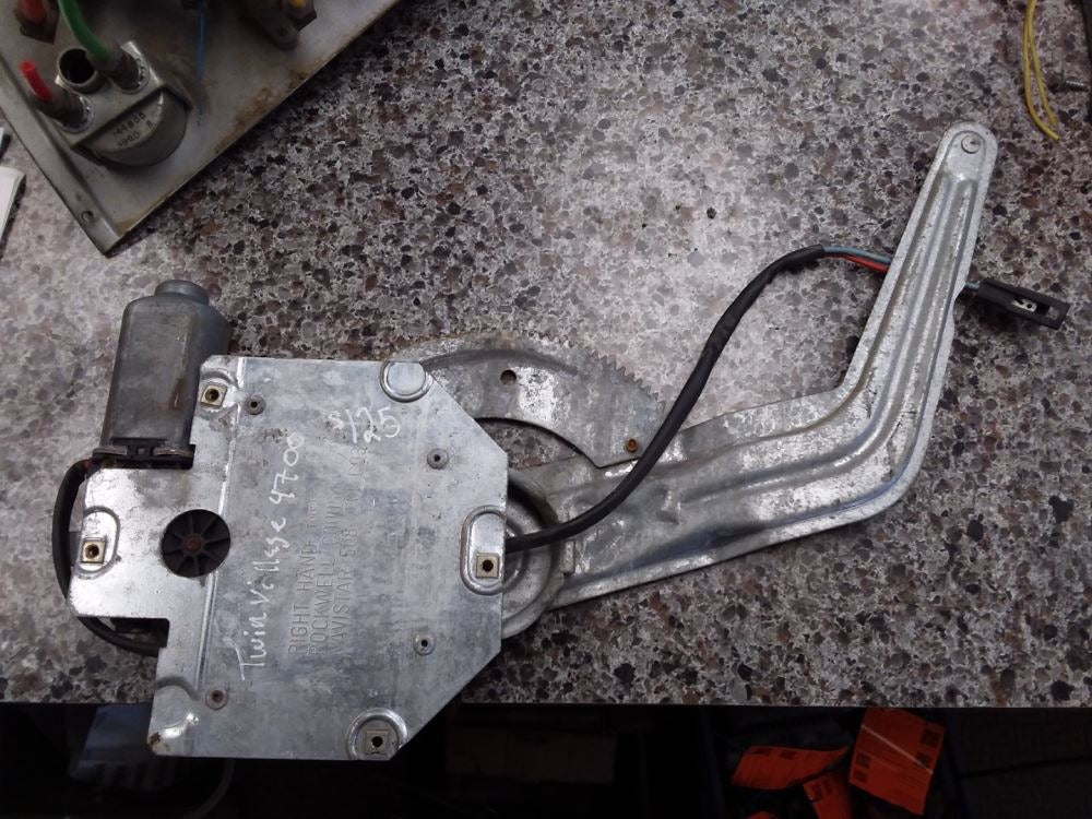 International 4700 Power Window Motor