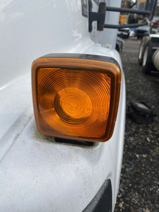 Chevrolet C5500 Marker Lamp