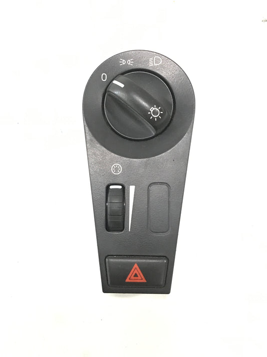 Volvo 20953578-P06 headlight switch from 2013 Volvo VNL, used