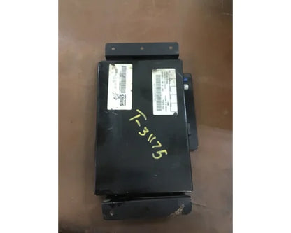 Freightliner 12212840 sirius satellite radio receiver from 2006 Freightliner Columbia, used - view 5 of 5