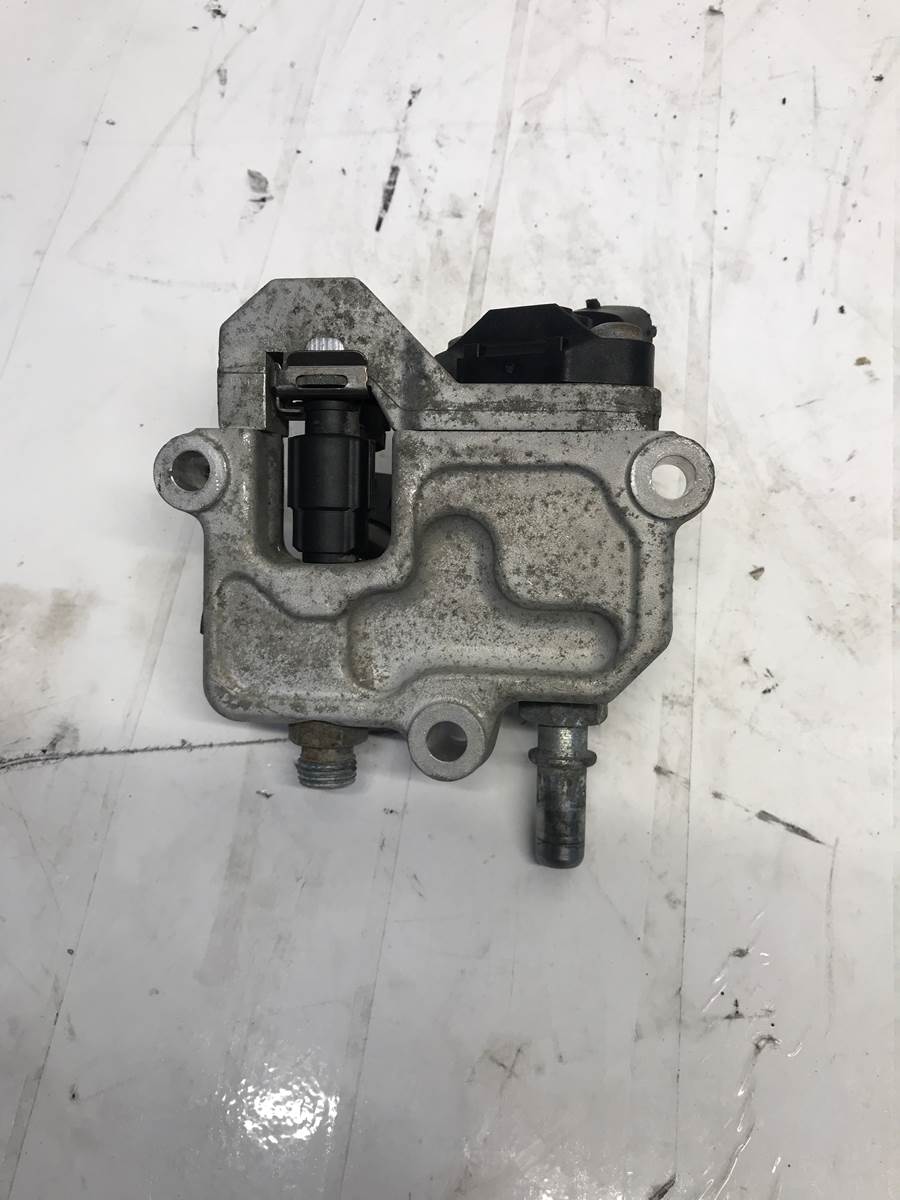 International 3006082C1 fuel pressure regulator from 2011 International, used - view 2 of 2