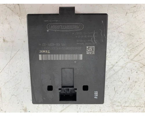 Freightliner A0660974007 chassis control module from 2011 Freightliner Cascadia, used
