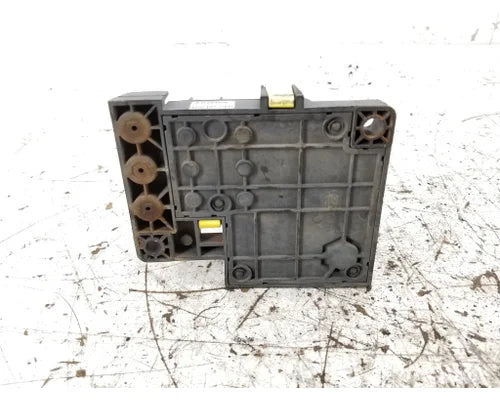 Freightliner A0675208009 fuse box / power distribution module from 2012 Freightliner Cascadia, used - view 2 of 3