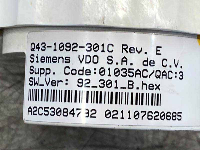 Kenworth Q431092301C battery voltage gauge from 2007 Kenworth T800, used - view 7 of 7