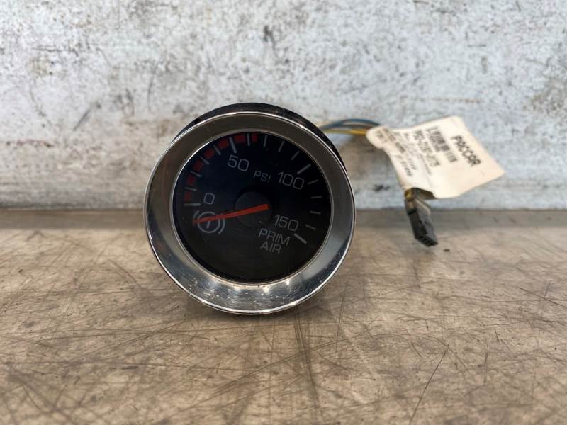 Kenworth Q431144101 primary air gauge from 2013 Kenworth T800, used