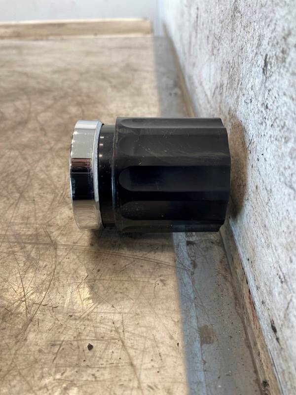 Kenworth Q431144102 secondary air gauge from 2013 Kenworth T800, used - view 3 of 7
