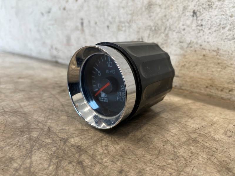 Kenworth Q431144309 fuel gauge from 2013 Kenworth T800, used