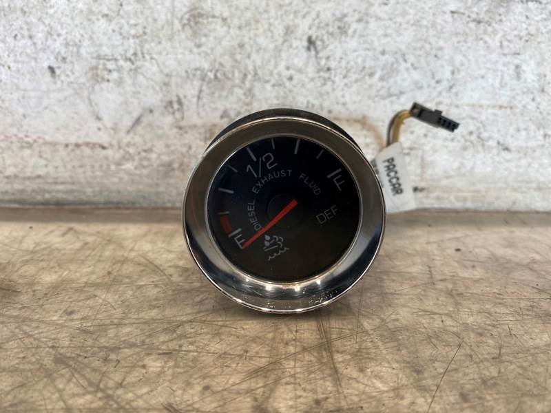 Kenworth Q431144310 DEF gauge from 2013 Kenworth T800, used