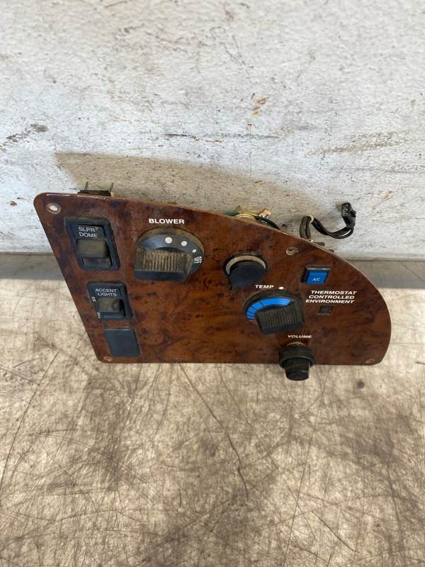 Used International 3592514C91 sleeper climate control panel, photo 5