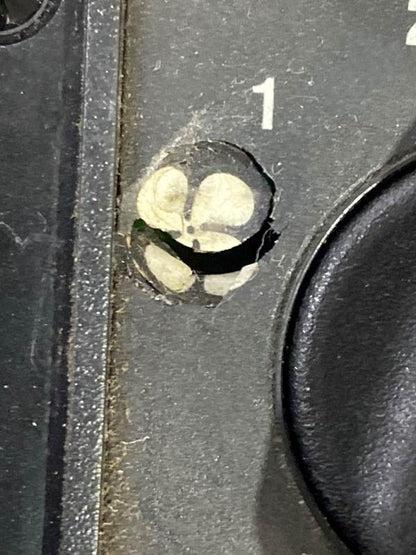 Used International 748030 dash climate control panel, photo 7