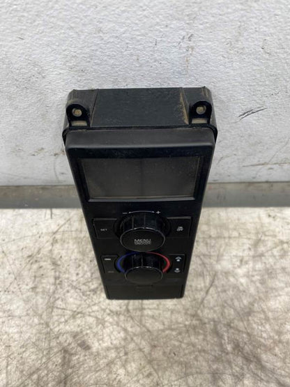 Used Volvo 21693236 sleeper climate control panel, photo 5