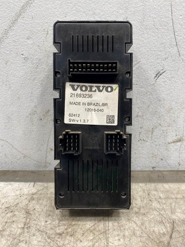 Used Volvo 21693236 sleeper climate control panel, photo 6