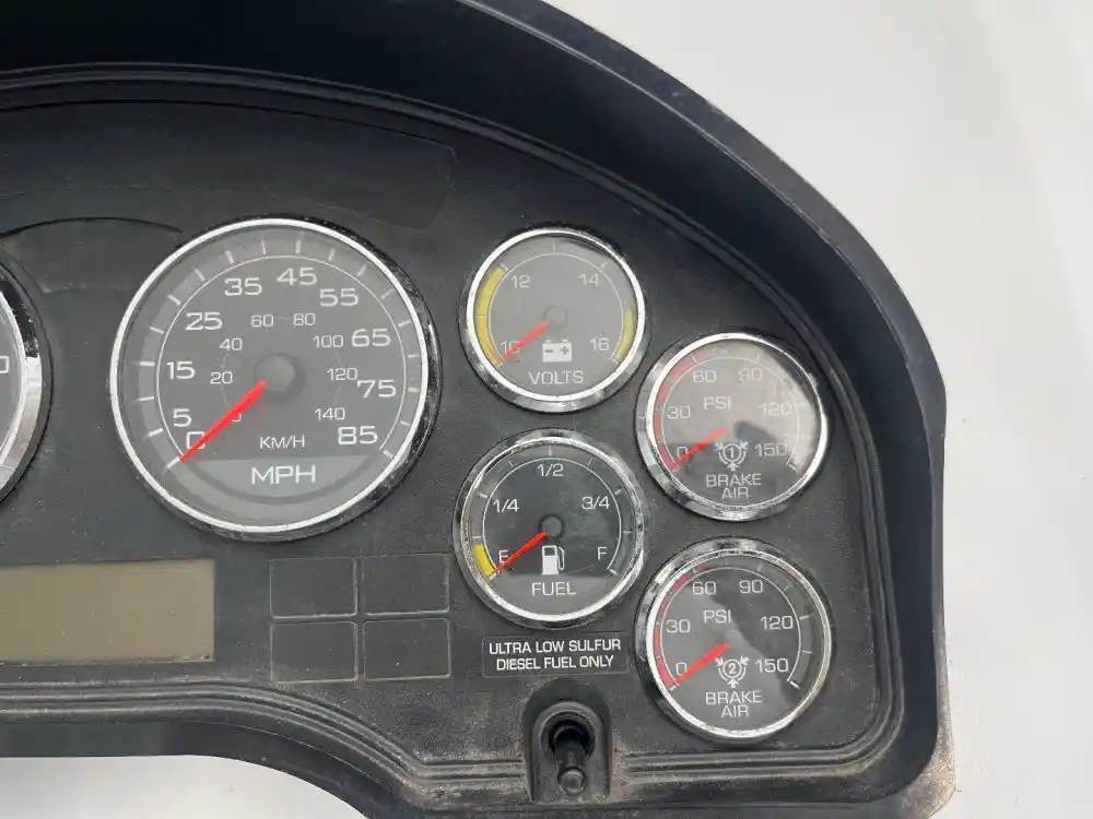 International 3868156F91 instrument cluster from 2011 International ProStar, used - view 3 of 6