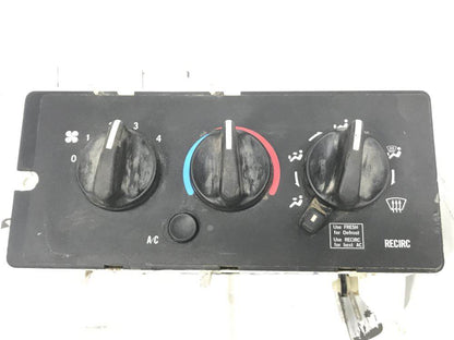 Used Mack 1000149542 temperature control module with A/C, photo 1