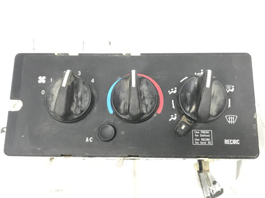 Used Mack 1000149542 temperature control module with A/C, photo 1