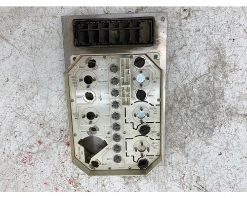 International 3592615C91 gauge panel (water, oil, volt) from 2003 International 9200i, used