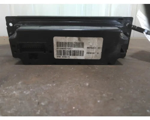 Used International 3827580C1 heater & A/C control panel, photo 2