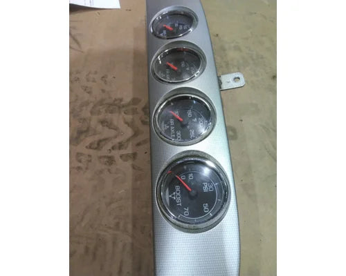 International 32324-303, 3598345F92 gauge panel (4 gauges) from 2011 International LoneStar, used