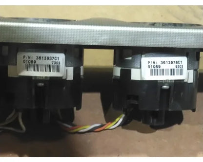 International 32324-303, 3598345F92 gauge panel (4 gauges) from 2011 International LoneStar, used - view 4 of 5