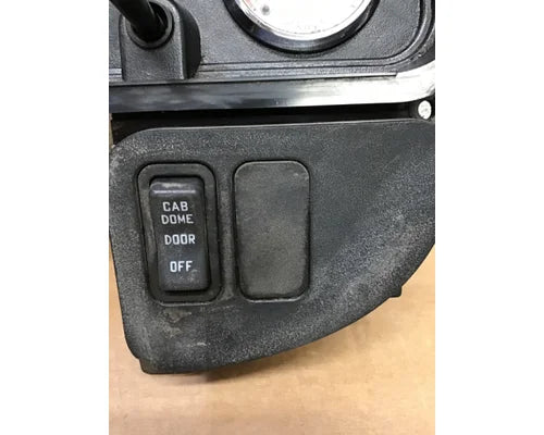 International 3835183C91 instrument cluster from 2010 International ProStar 113, used - view 7 of 8