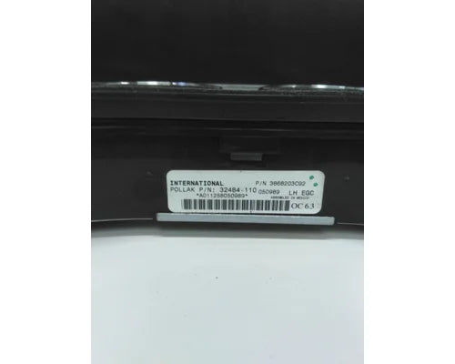 International 3868203C92 instrument cluster from 2012 International ProStar 122, used - view 3 of 7