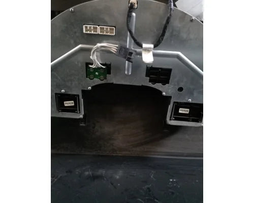 International 3624170C94 instrument cluster from 2009 International ProStar, used