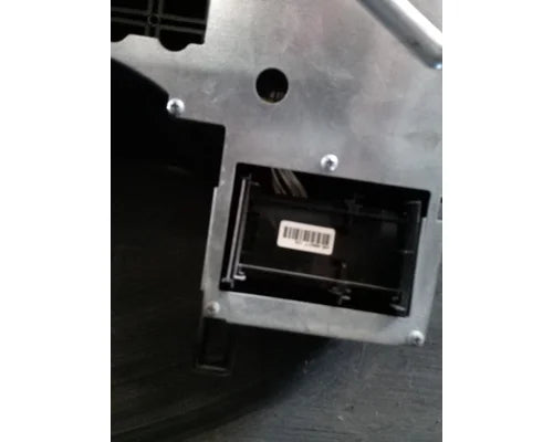 International 3624170C94 instrument cluster from 2009 International ProStar, used - view 3 of 5