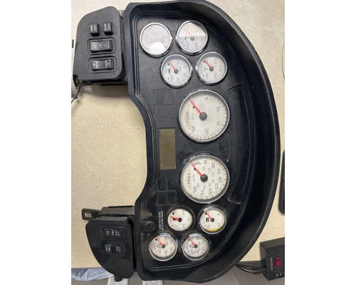 International 3624170C94 instrument cluster from 2009 International ProStar, used - view 4 of 5