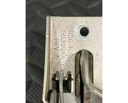 Peterbilt R56-1026 interior door release handle from 2011 Peterbilt 587, used - view 5 of 5