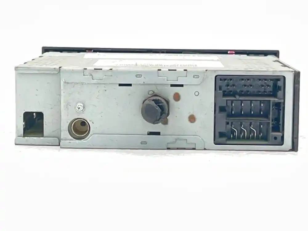 Used Freightliner 24122083 AM/FM radio, photo 2