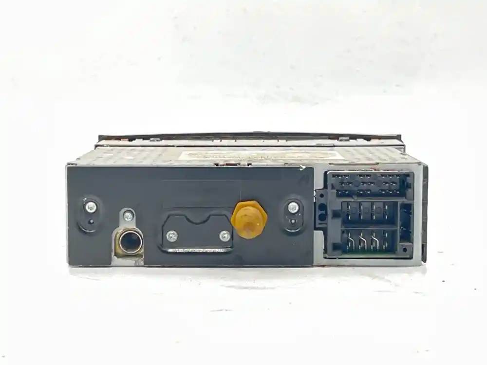 Used International 28127766 AM/FM/WB radio, photo 3