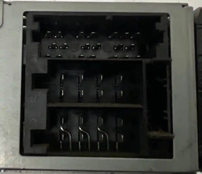 Used International 3626169C1 AM/FM/CD radio, photo 3