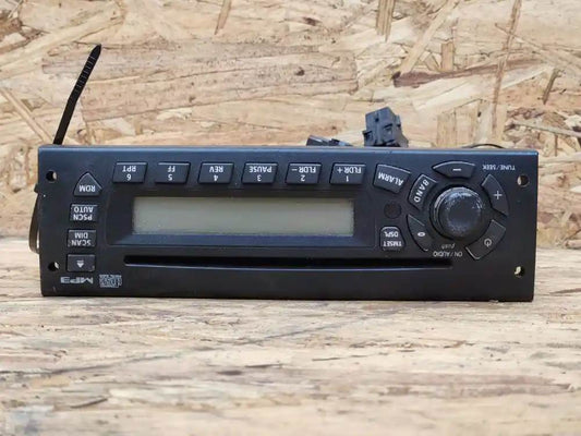 Used International 3626169C1 AM/FM/CD radio, photo 1
