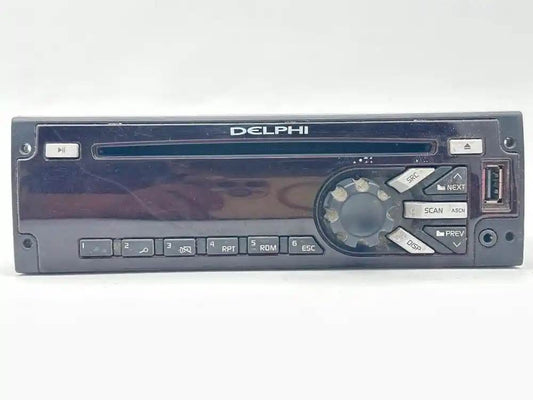 Used International 24127983 AM/FM/CD radio, photo 1